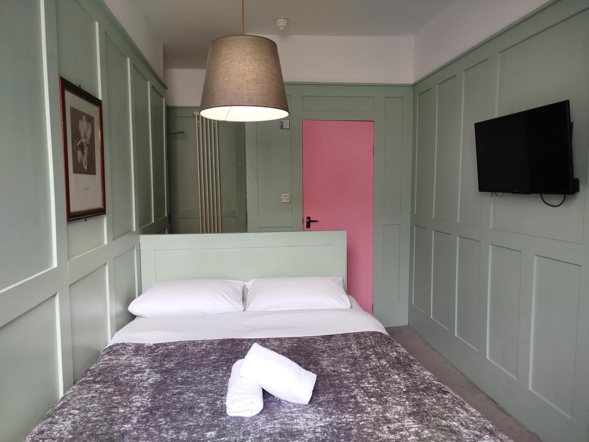 The Willows Hove Extérieur photo