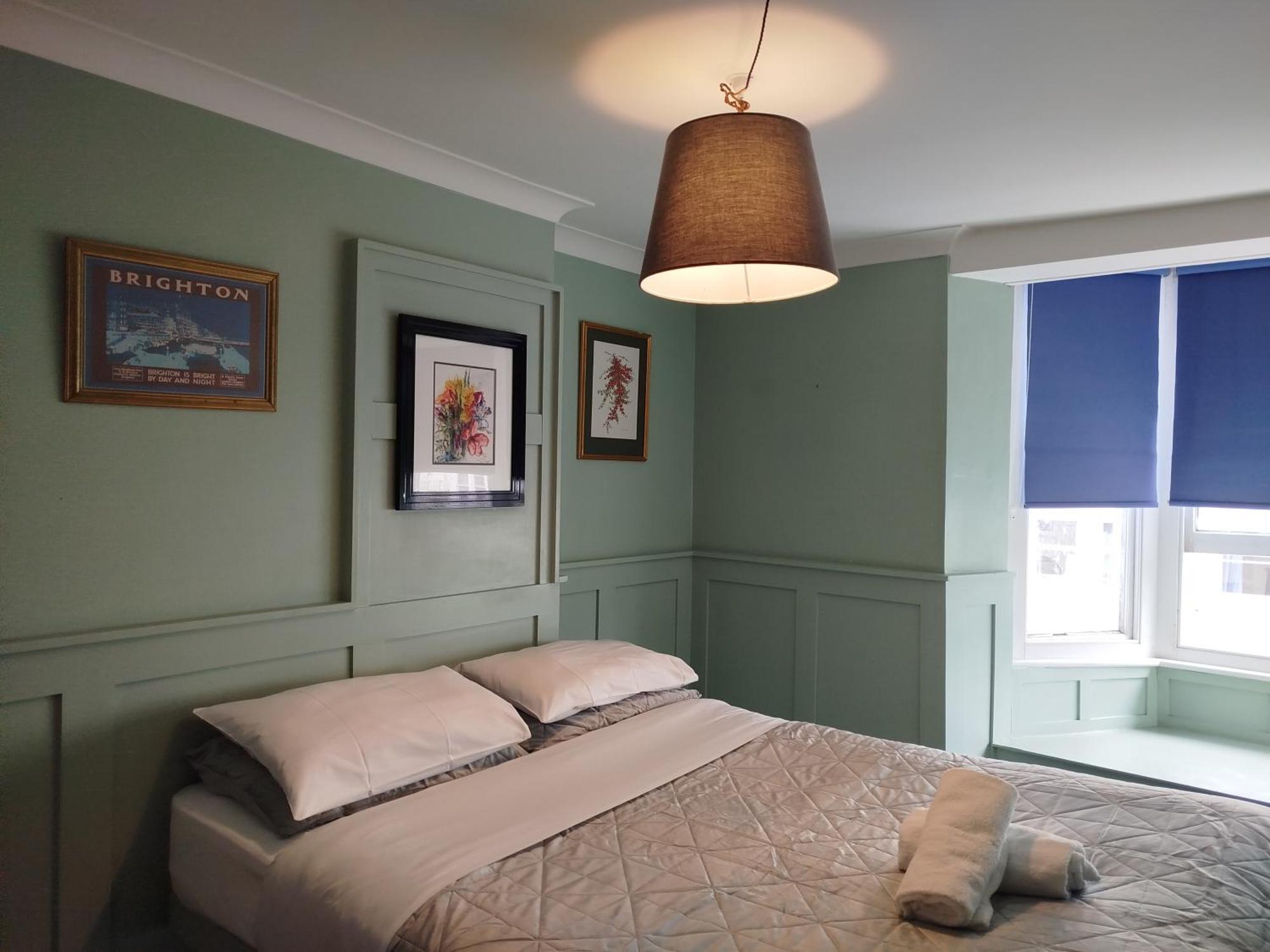 The Willows Hove Extérieur photo